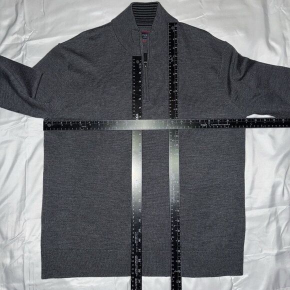 Untuckit 1/4 Zip Sweater Mens Gray Extra Fine Merino Will Pullover Mens Size L - Picture 2 of 5